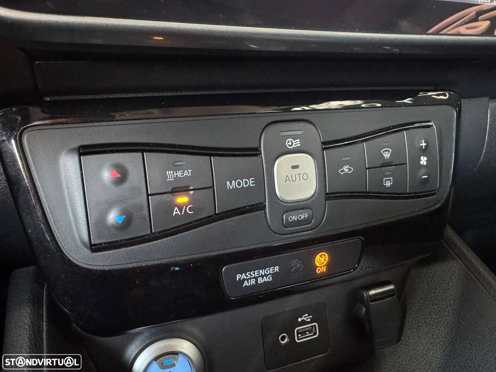 Nissan Leaf N-Connecta - 18