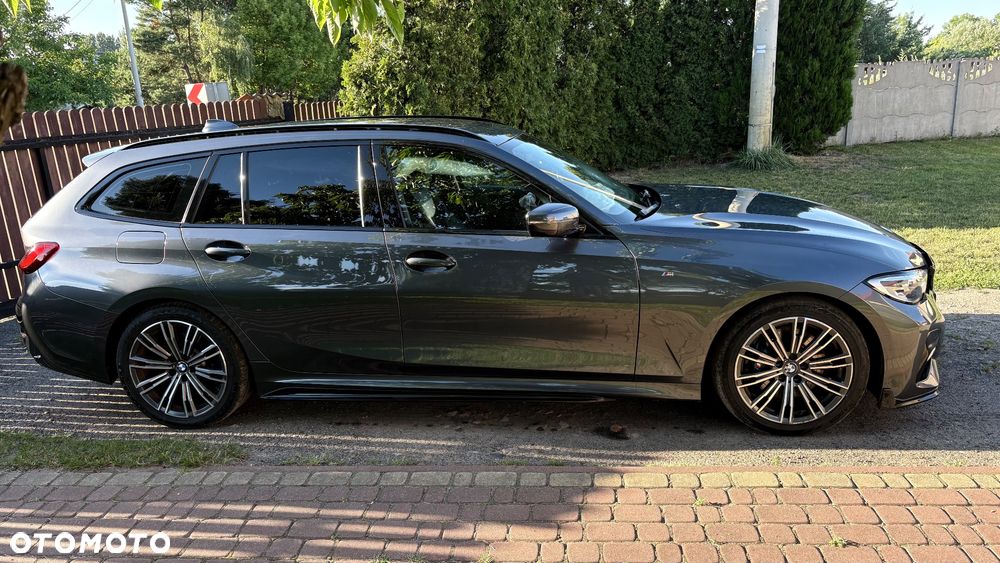 BMW Seria 3 330i M Sport - 2