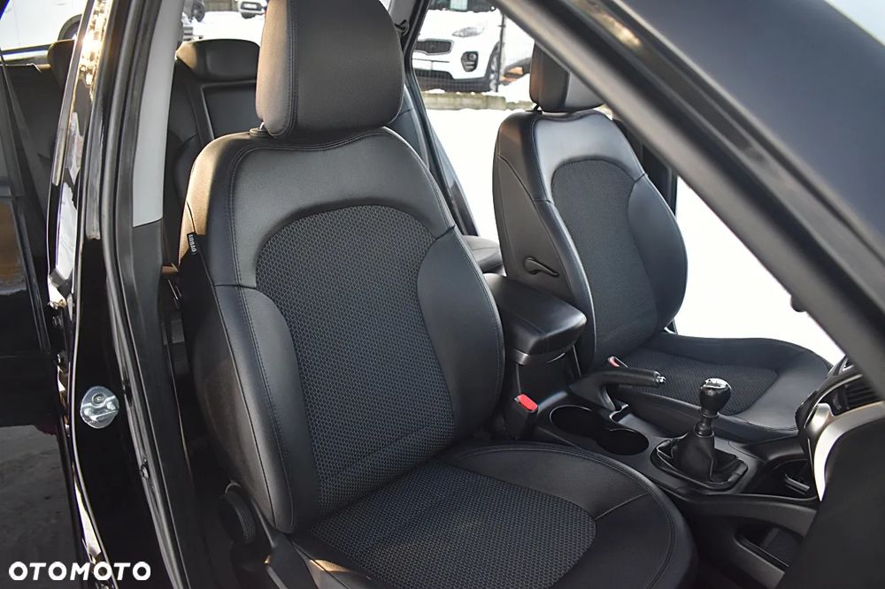 Hyundai ix35 1.7 CRDi Style 2WD - 20