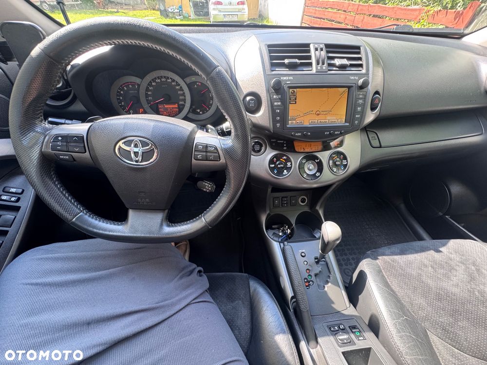 Toyota RAV4 2.2 D-CAT Premium - 7
