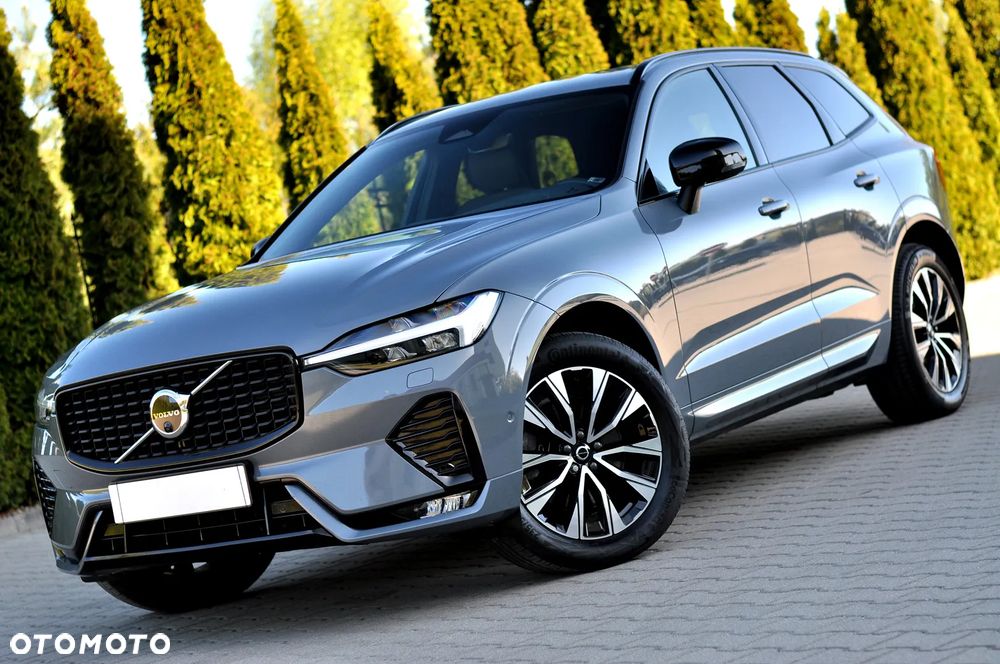 Volvo XC 60 B4 D AWD Plus Dark - 15