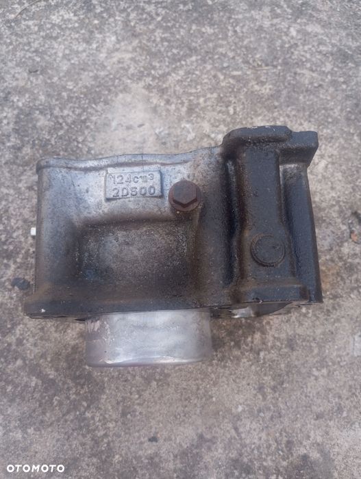 Cylinder blok silnika tuleja WR silnik Yamaha YZF 125 R 19 – 23r A5 - 5