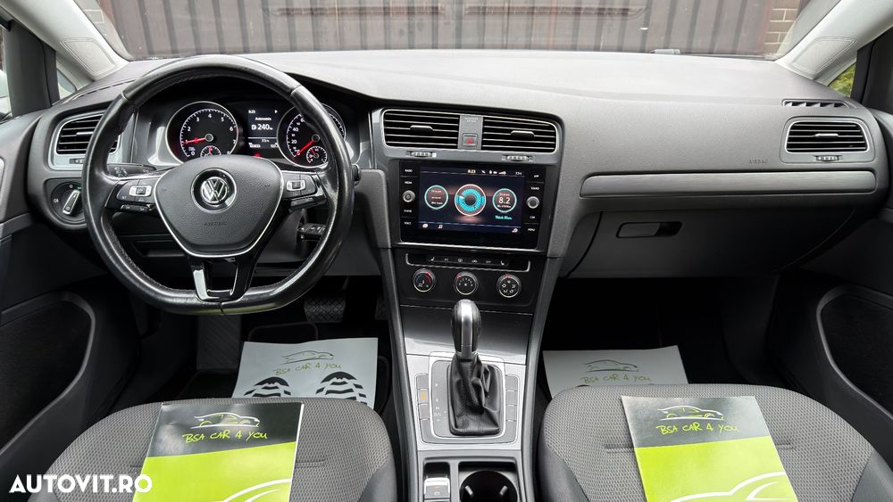 Volkswagen Golf 1.0 TSI DSG Comfortline - 9