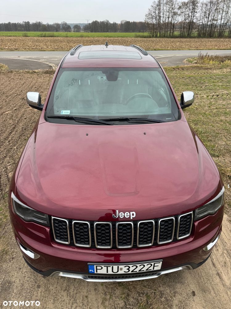 Jeep Grand Cherokee - 25