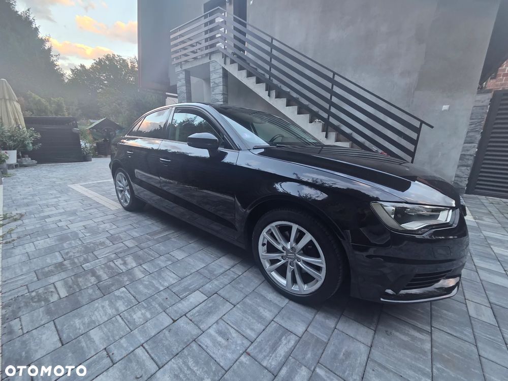 Audi A3 Limousine 1.4 TFSI S line Sportpaket - 12