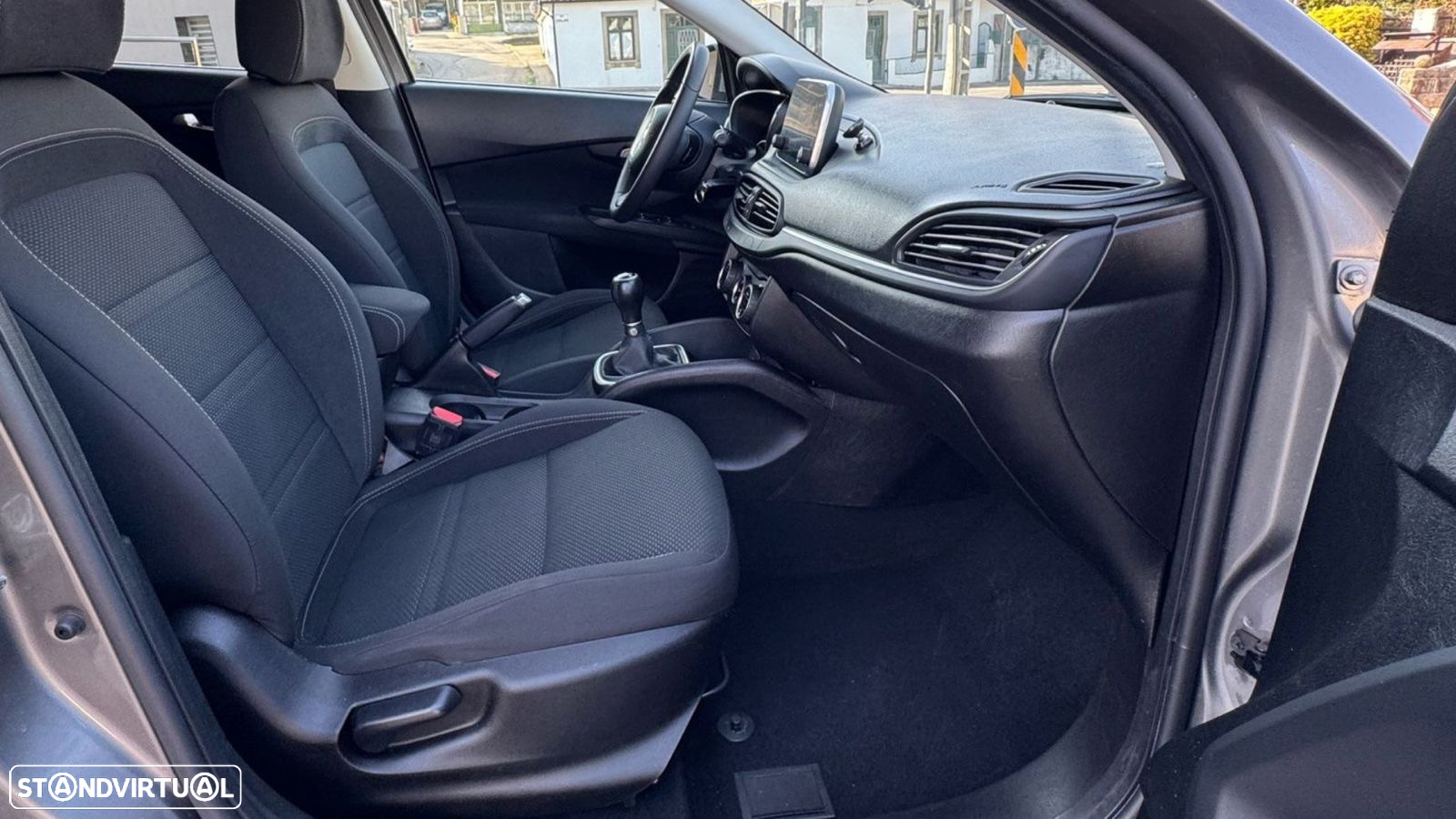 Fiat Tipo Station Wagon 1.3 M-Jet Lounge - 12