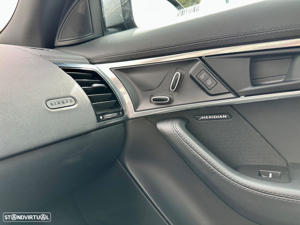Jaguar F-Type 2.0 i4 R-Dynamic - 34