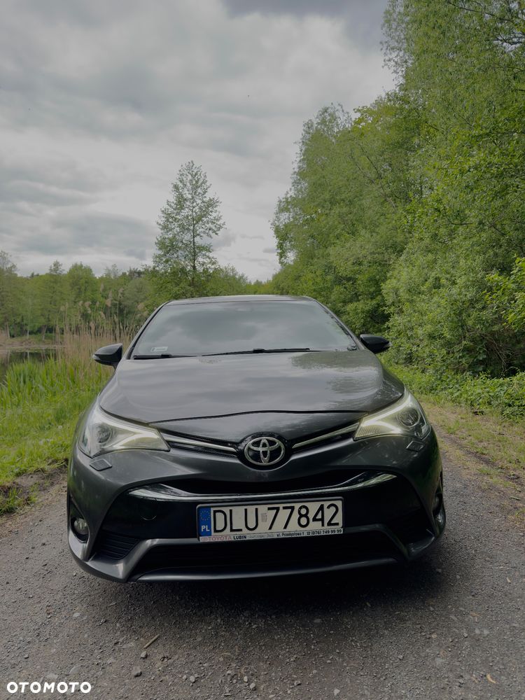 Toyota Avensis 2.0 D-4D Prestige - 4