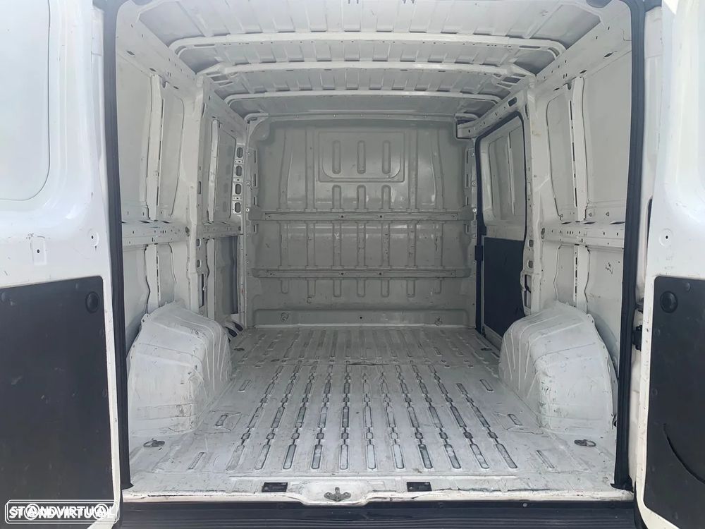 Peugeot Boxer 2.2 - 10