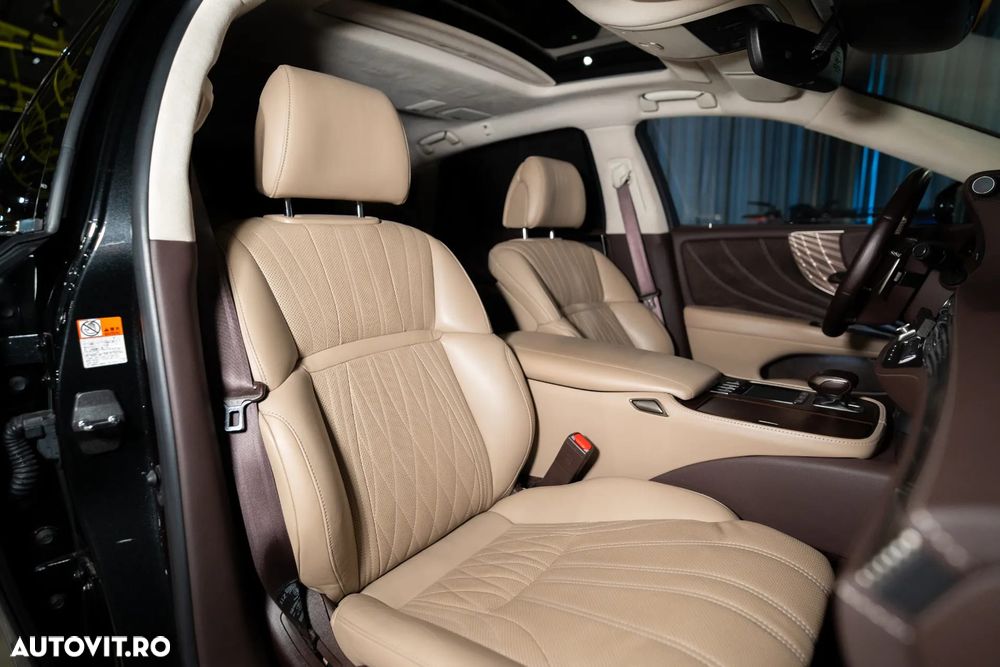 Lexus Seria LS - 25