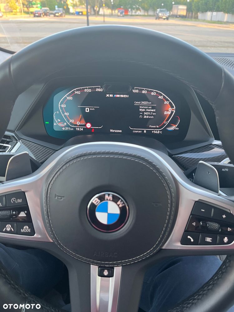 BMW X6 M50i - 14