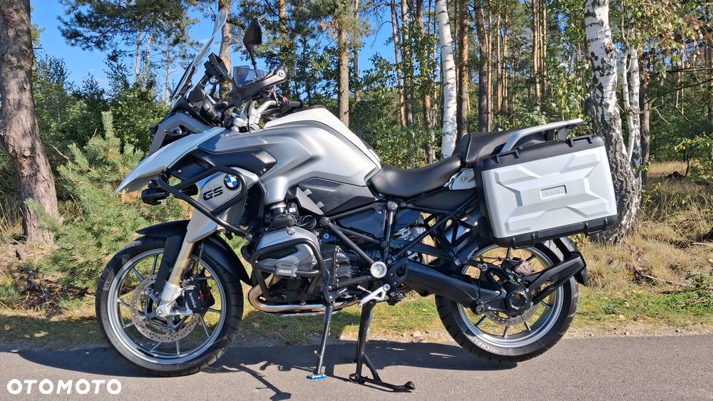 BMW R - 1