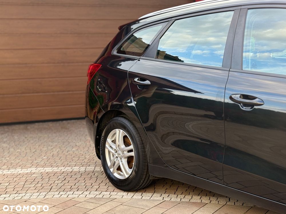 Kia Ceed 1.4 M - 11