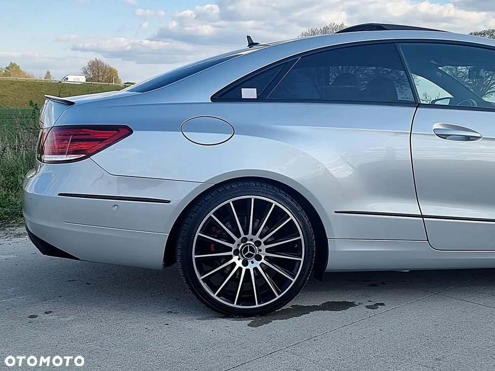 Mercedes-Benz Klasa E - 17