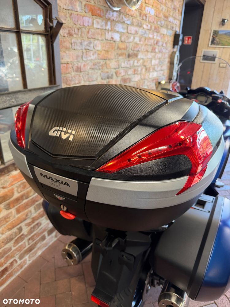 Yamaha FJR - 36