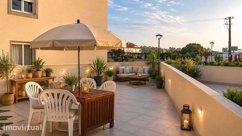 Apartamento T3 com jardim e terraço