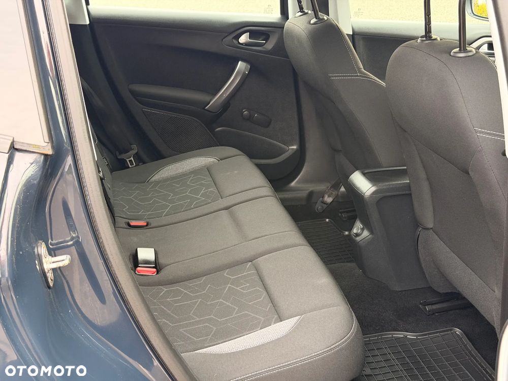 Peugeot 2008 1.2 Pure Tech Style - 33