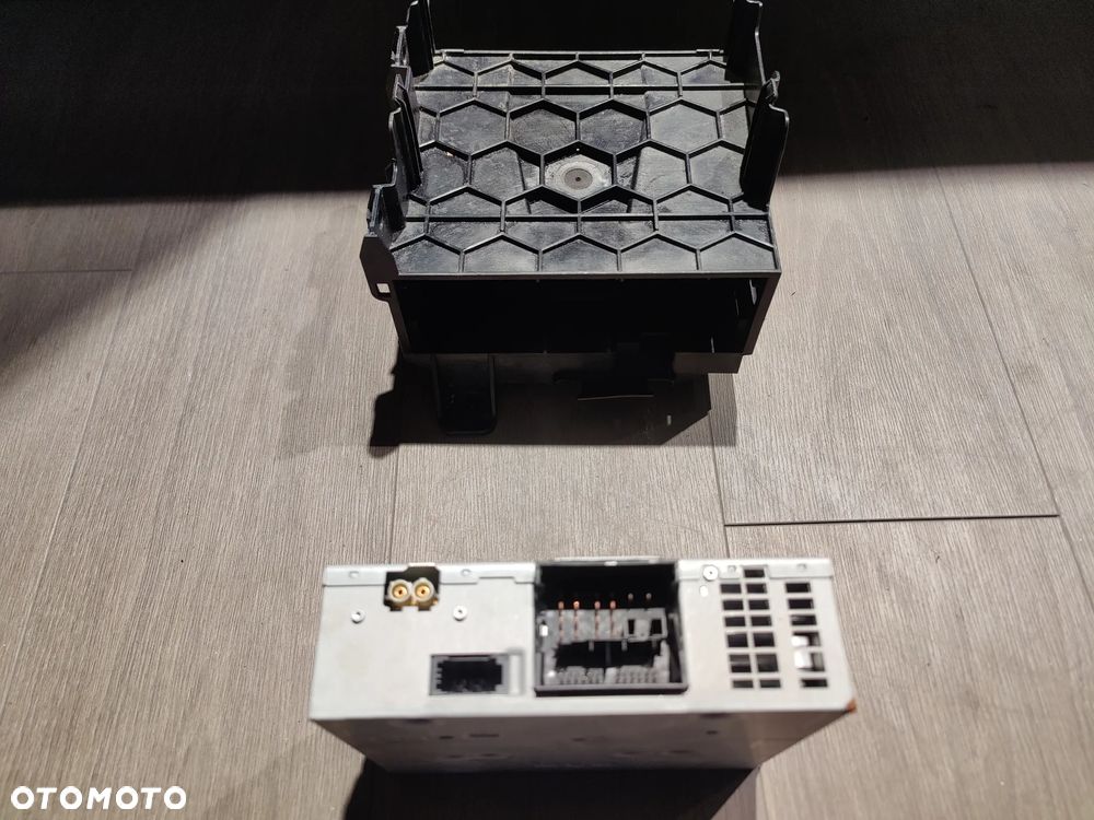 Audi A6 C7 Tuner Radio 4G0035056E - 4