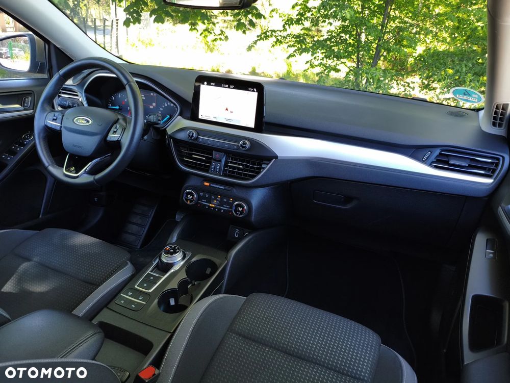 Ford Focus 1.5 EcoBlue Start-Stopp-System TITANIUM X - 24
