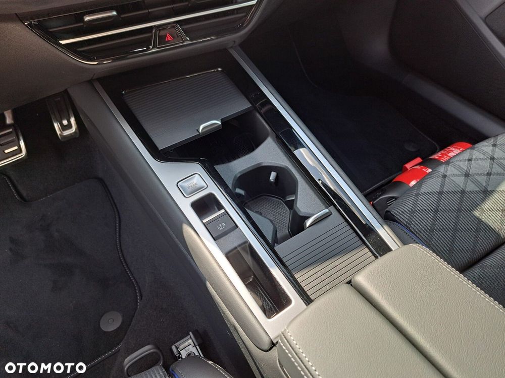 Volkswagen Passat Variant - 28