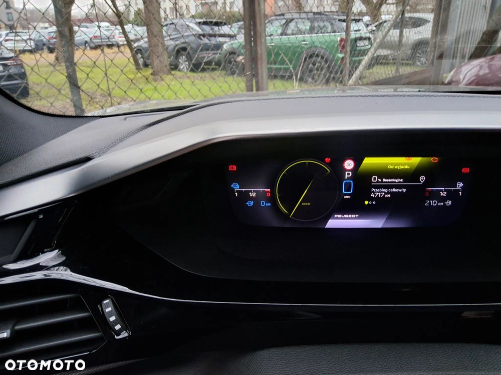 Peugeot 408 1.6 Plug-In Hybrid 225 GT EAT8 - 5
