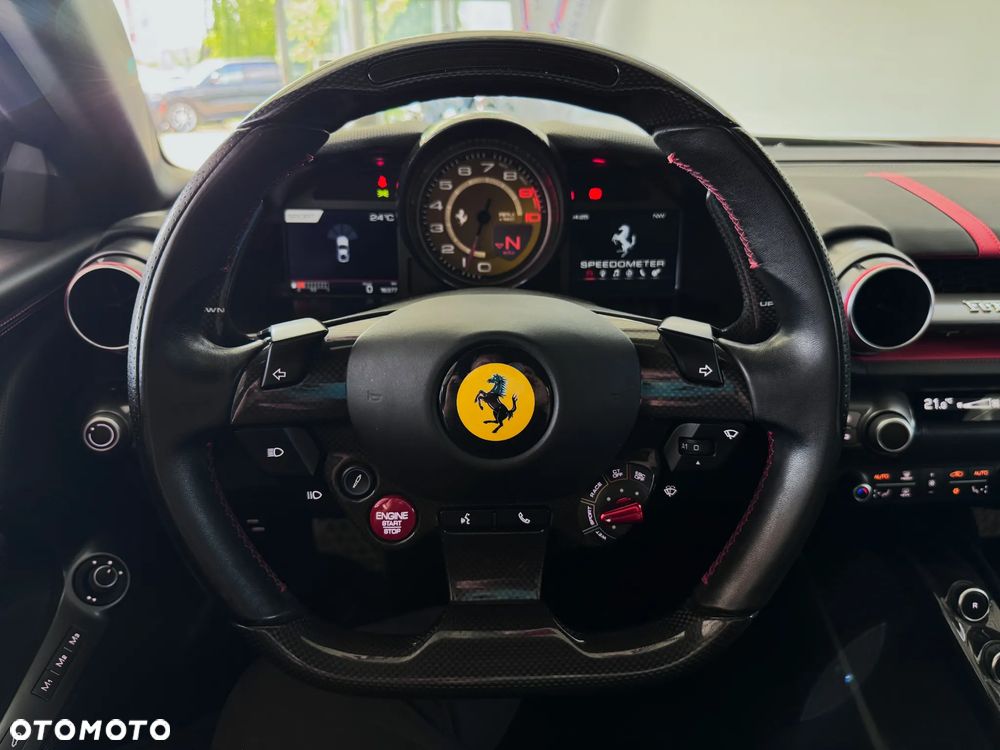 Ferrari 812 Superfast - 21