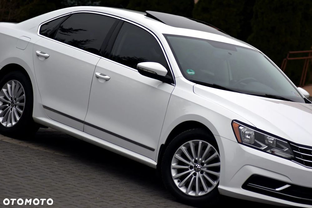 Volkswagen Passat - 25