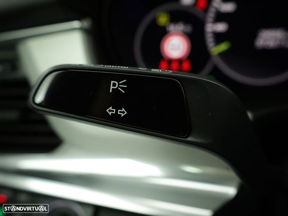 Porsche Panamera Sport Turismo 4 E-Hybrid - 23