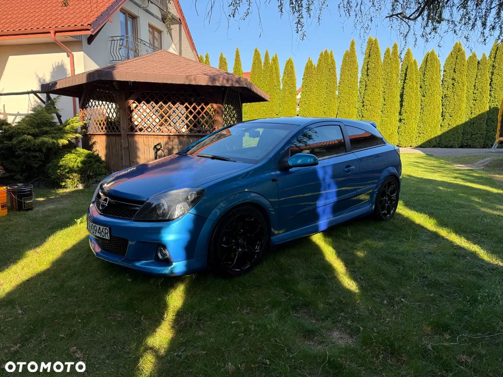 Opel Astra OPC - 5
