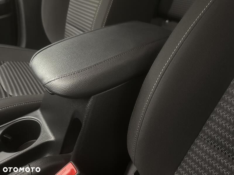 Kia Ceed 1.5 T-GDI M - 19
