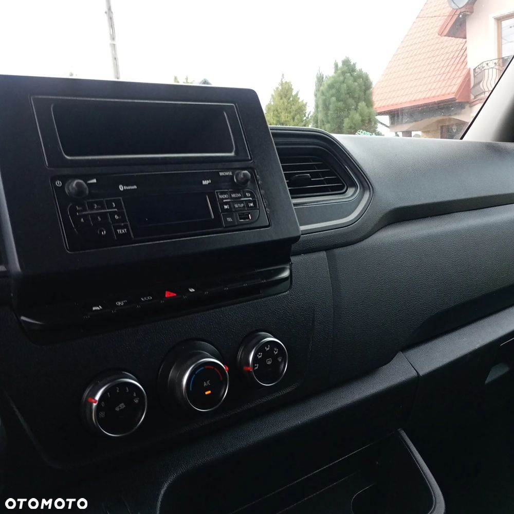 Renault Master - 24
