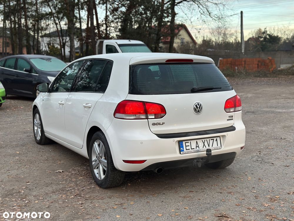 Volkswagen Golf 1.6 TDI DPF BlueMotion Technology MATCH - 9
