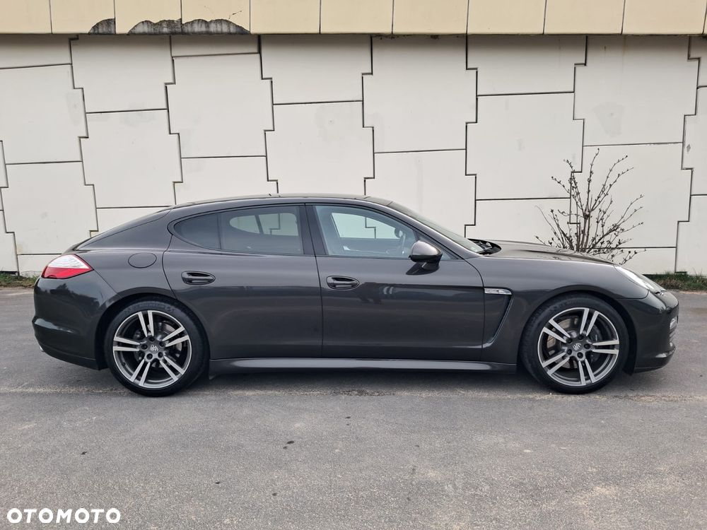 Porsche Panamera Diesel - 12