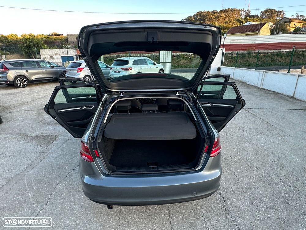 Audi A3 Sportback 1.6 TDI Attraction - 39