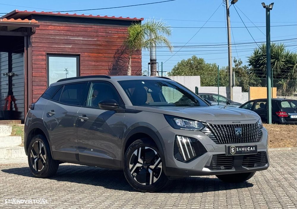 Peugeot 2008 1.2 PureTech Allure EAT8 - 13