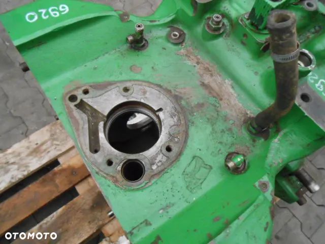 Obudowa tylnego mostu IVT John Deere 6920 - 8