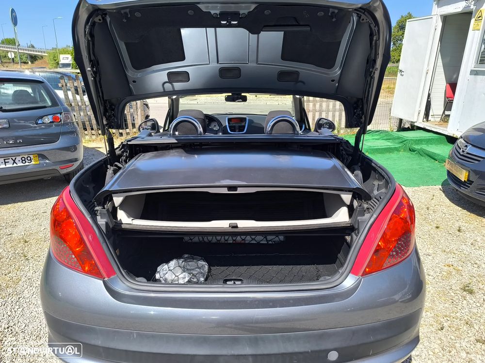 Peugeot 207 CC 1.6 HDi FAP - 10