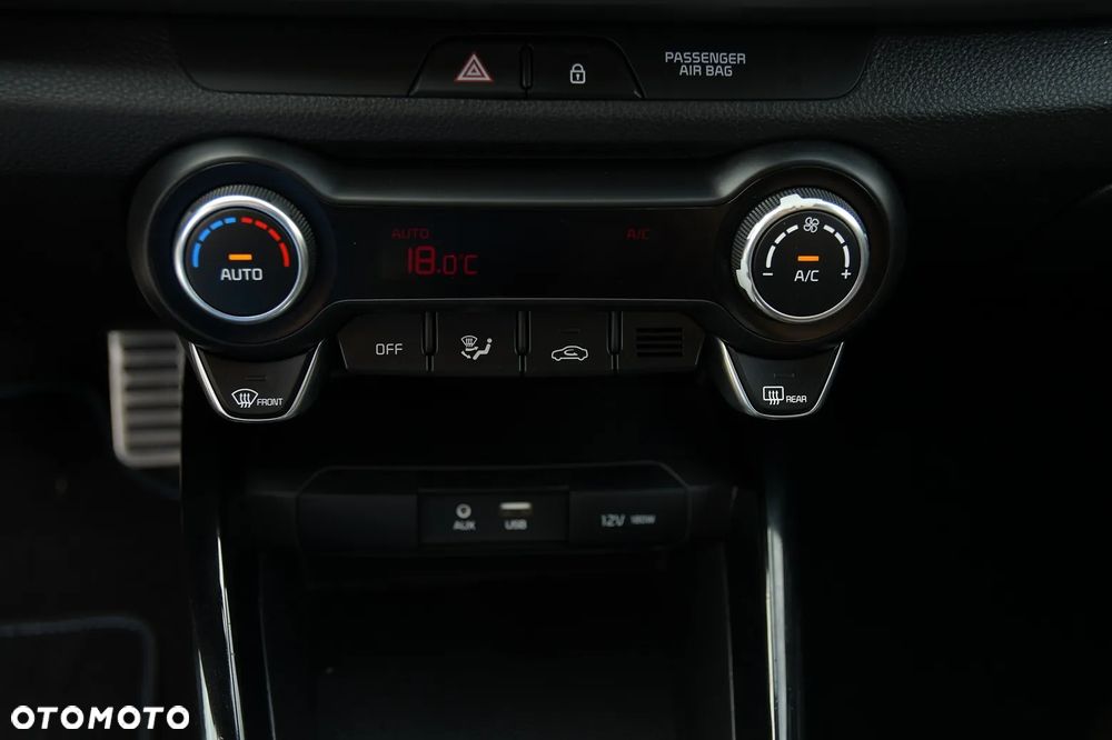 Kia Rio 1.4 L - 31