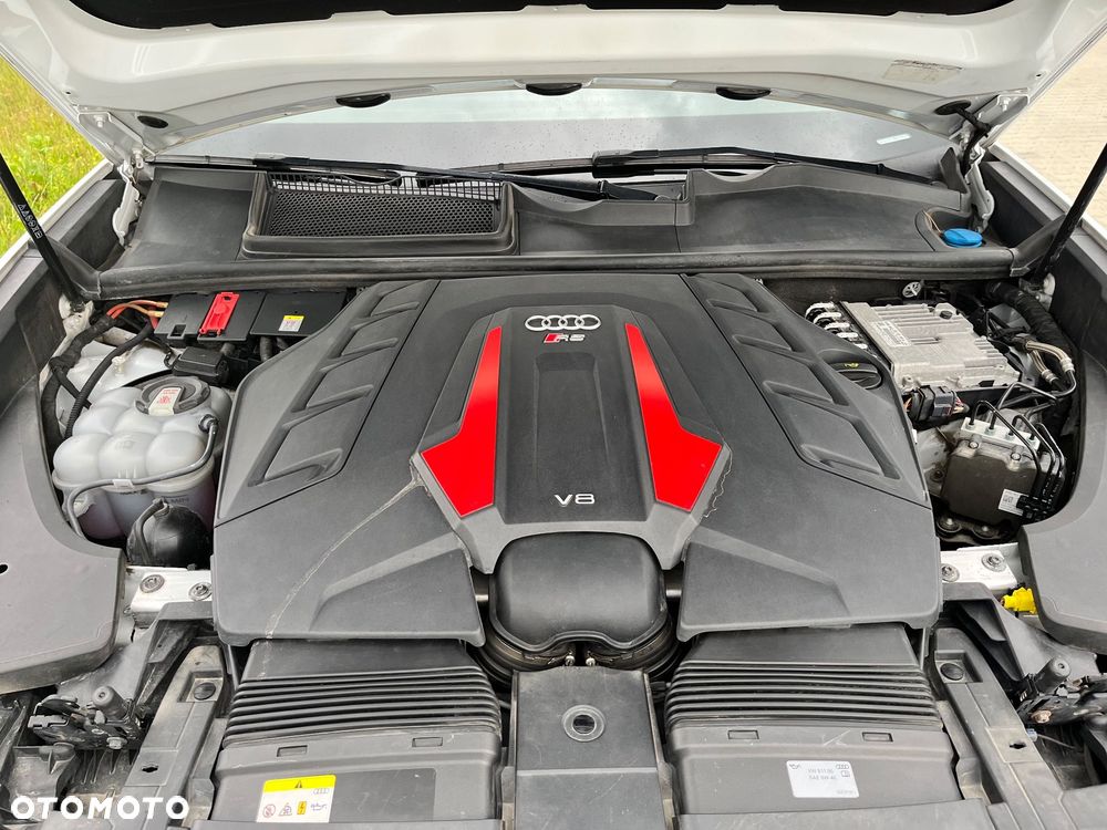 Audi RS Q8 - 33