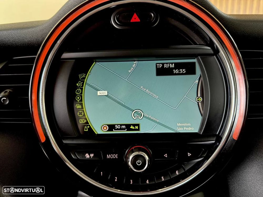 MINI 3 Portas One D - 44