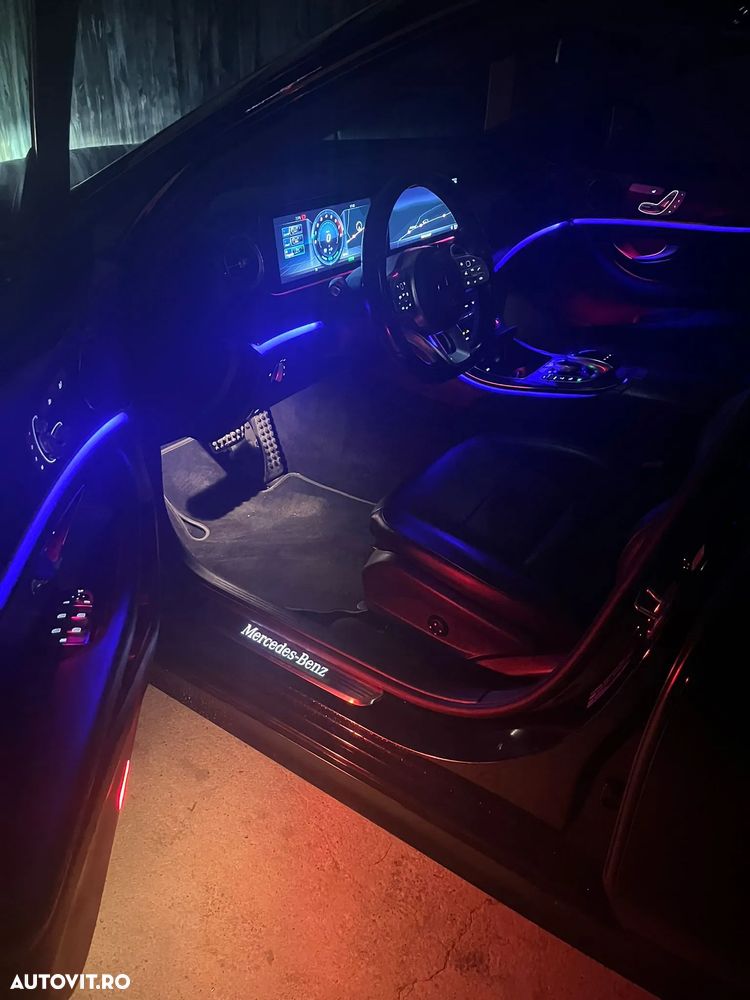 Mercedes-Benz E - 16