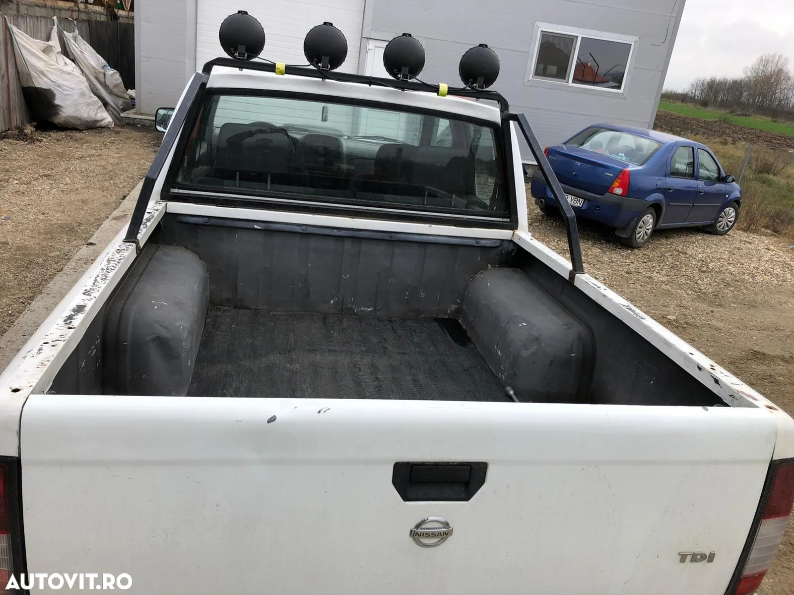 Nissan Navara D22 - 6