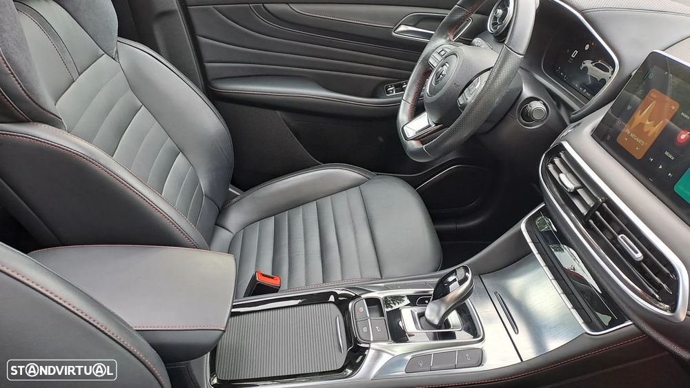 MG EHS 1.5 T-GDI Plug-in Hybrid Luxury - 22