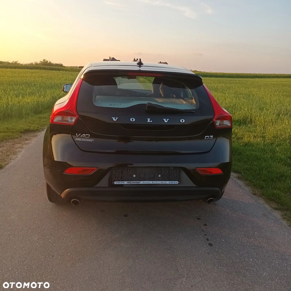 Volvo V40 D3 Momentum - 7
