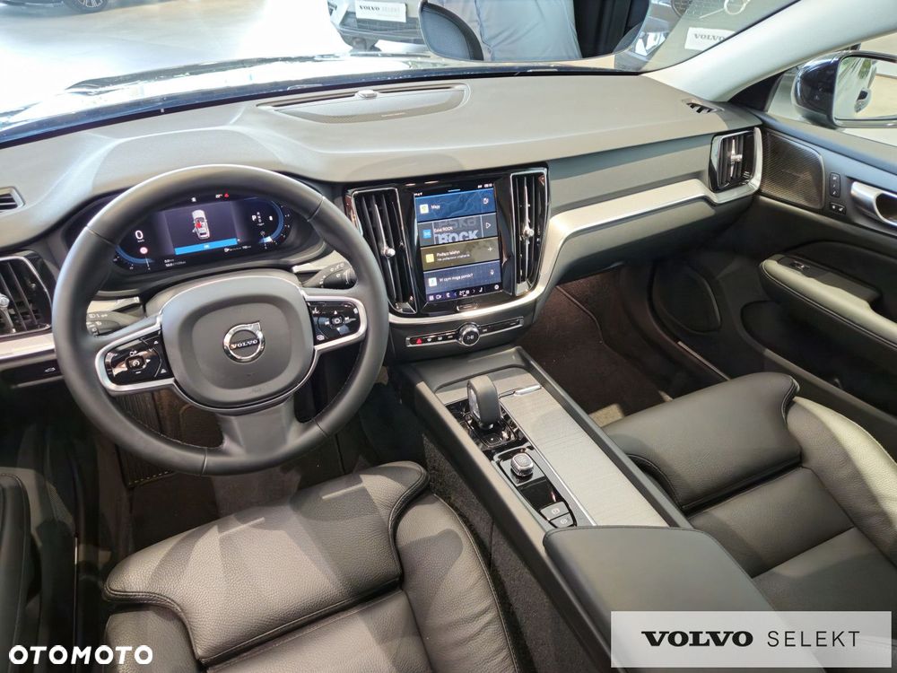 Volvo V60 Cross Country - 29