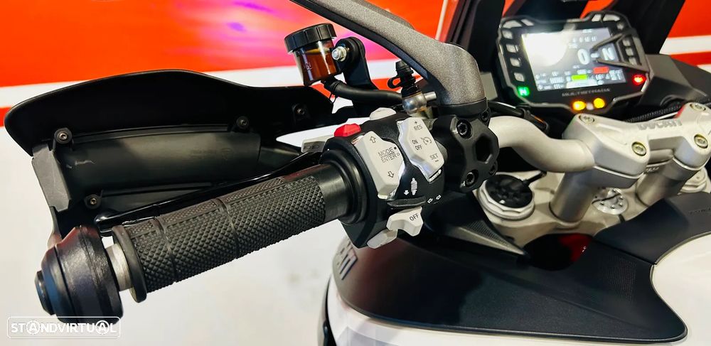 Ducati Multistrada 950 S SW GP White - 13
