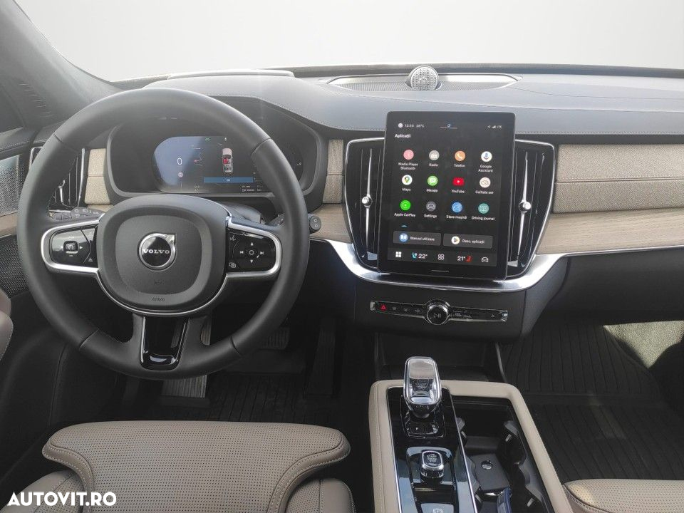 Volvo XC 90 T8 AWD PHEV Ultra Dark - 10