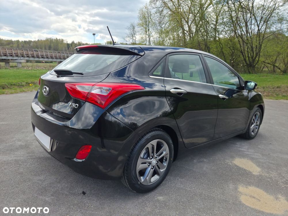 Hyundai i30 1.4 Base - 6