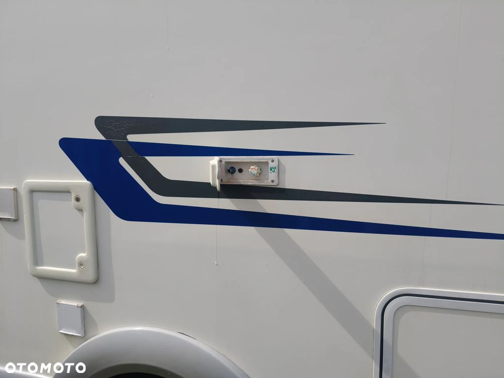 Eura Mobil TA690HB - 8