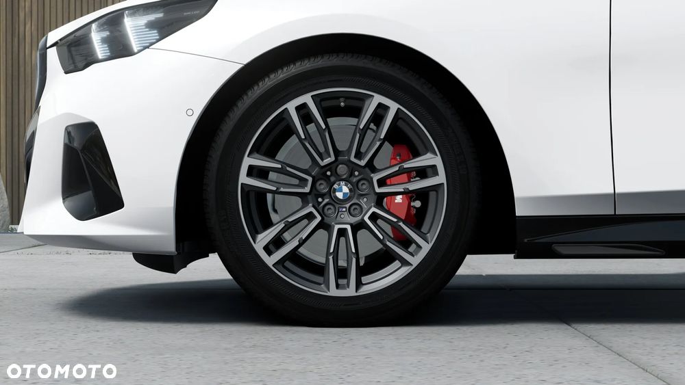 BMW Seria 5 520d xDrive mHEV M Sport - 8